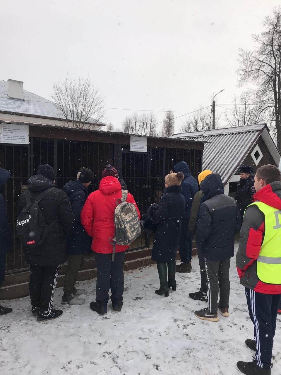 Администрация Тейковского муниципального района Ивановской области | В  городе Тейково «Студенческий десант» узнал многое о работе полицейских